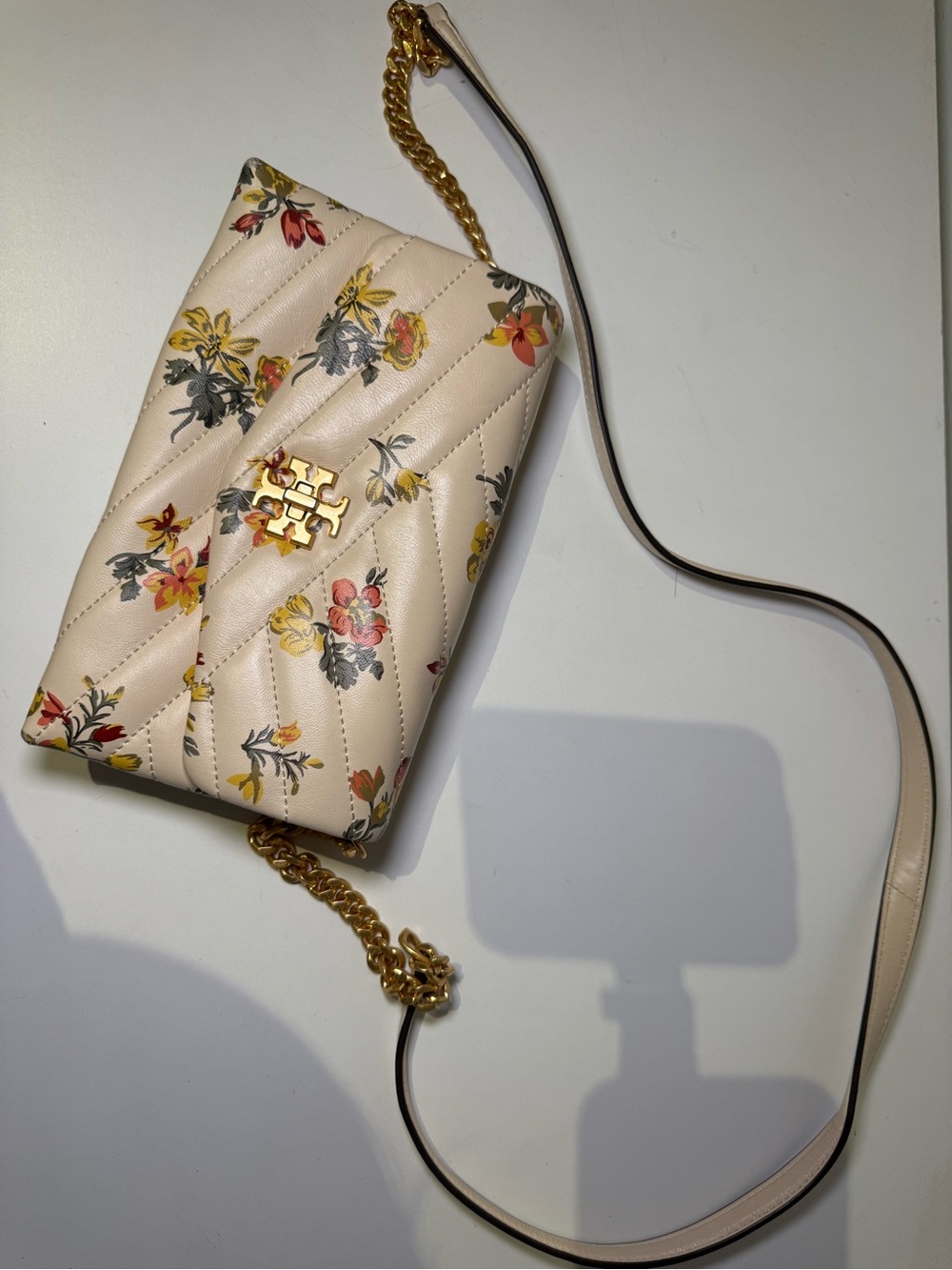 Tory Burch Kira Chevron Chain Wallet Beige Floral Print Leather